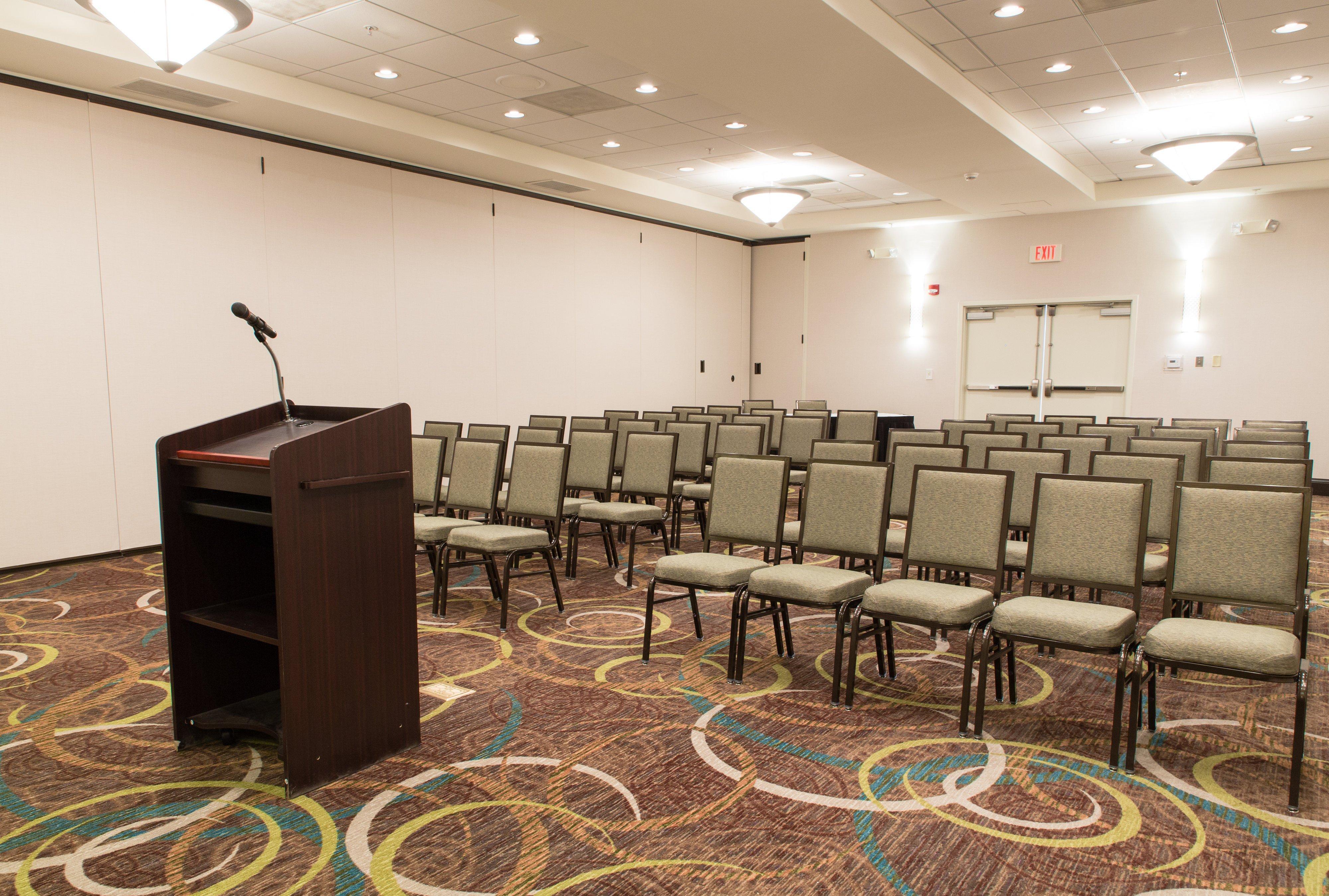 Holiday Inn Hotel & Suites Bloomington Airport By Ihg Exteriör bild