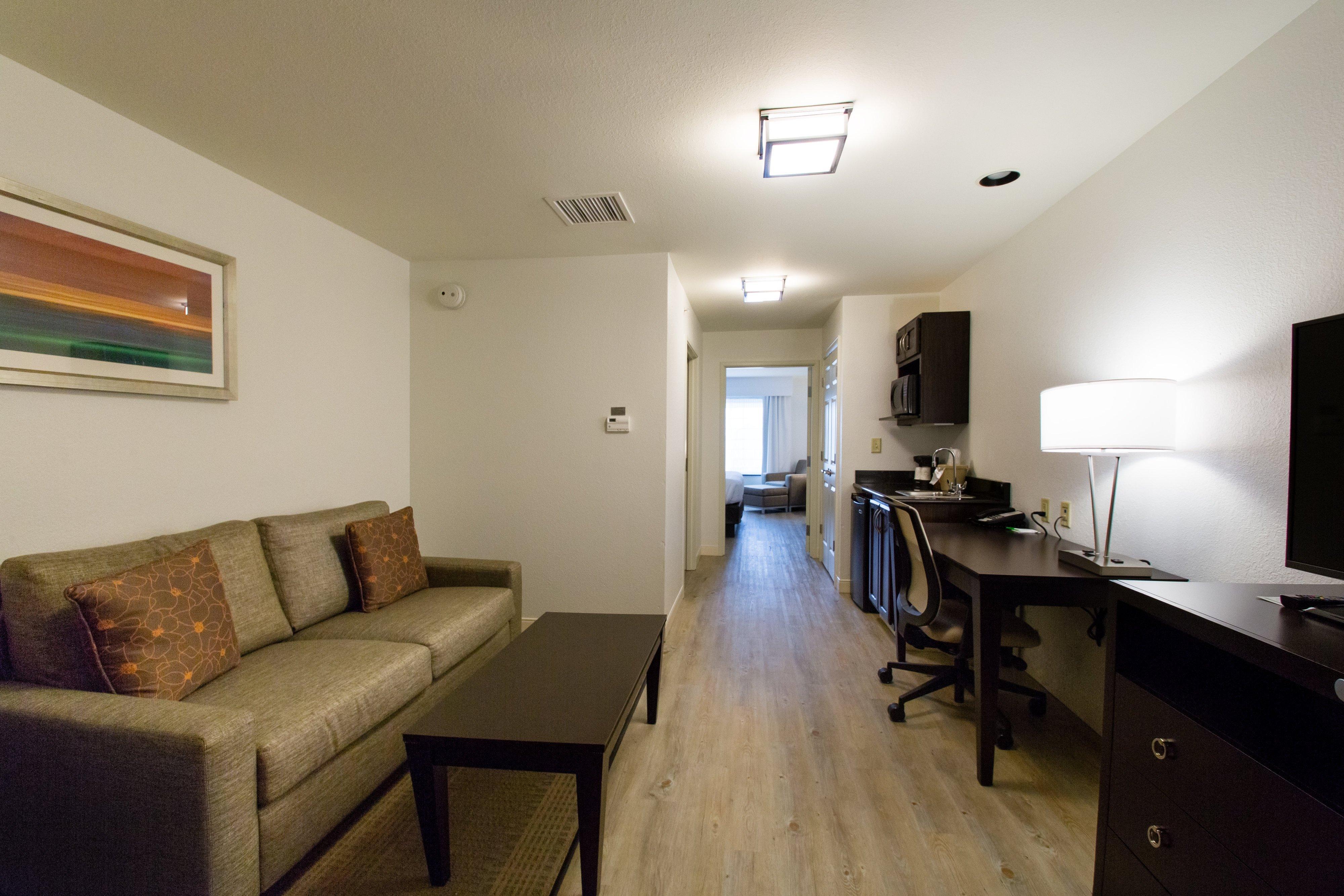 Holiday Inn Hotel & Suites Bloomington Airport By Ihg Exteriör bild