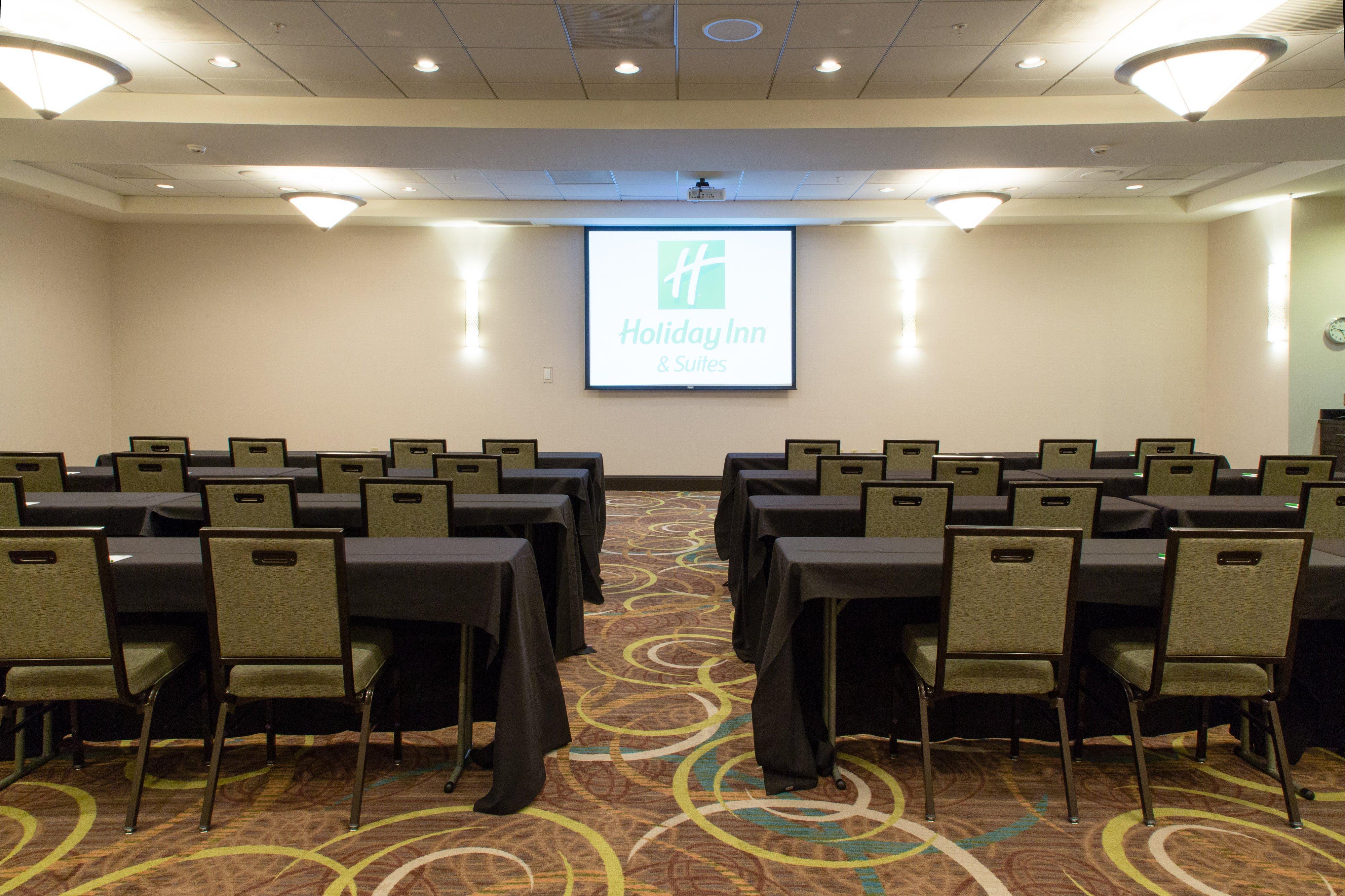 Holiday Inn Hotel & Suites Bloomington Airport By Ihg Exteriör bild